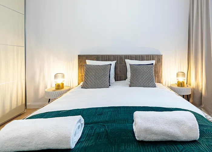 Rentplanet - Gwiazdzista דירה *